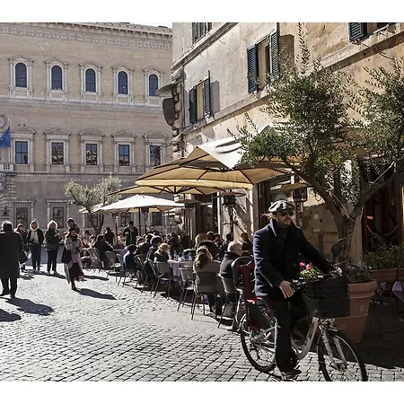 Luxury - Vicolo Palle