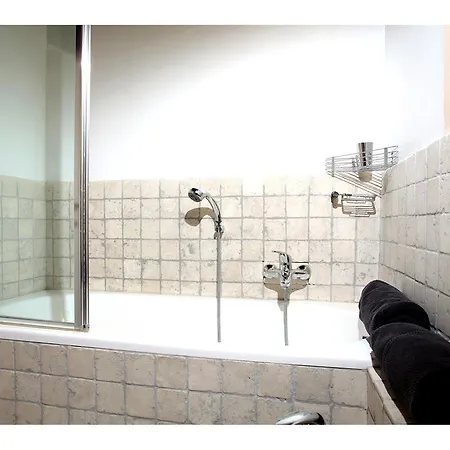 Luxury - Vicolo Palle Roma